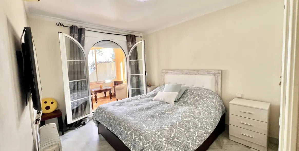 Sale of duplex in Nueva Andalucía 11