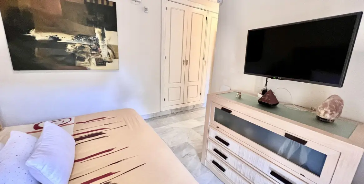 Sale of duplex in Nueva Andalucía 14