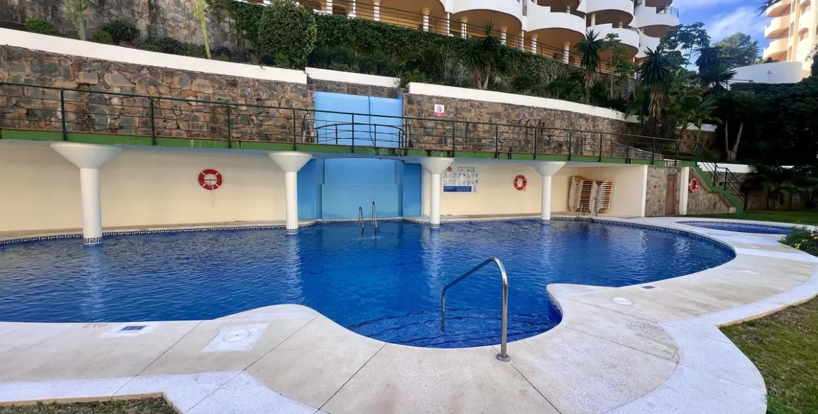 Sale of duplex in Nueva Andalucía 18