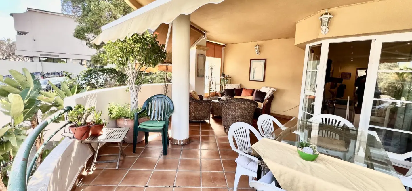 Sale of duplex in Nueva Andalucía 1