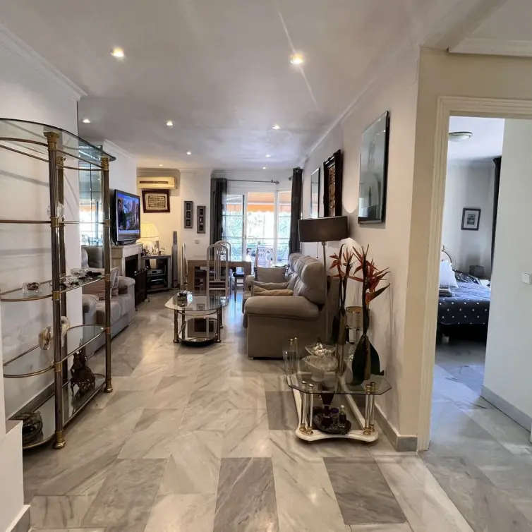 Sale of duplex in Nueva Andalucía