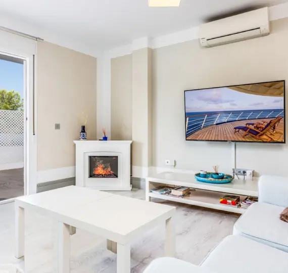 Sale of middle floor apartment in Nueva Andalucía