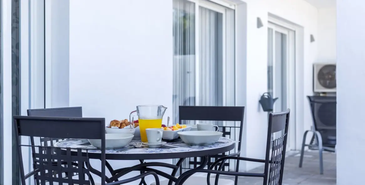 Sale of middle floor apartment in Nueva Andalucía 25