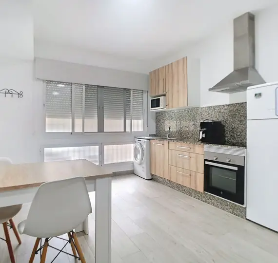 Ground floor apartment R5121877