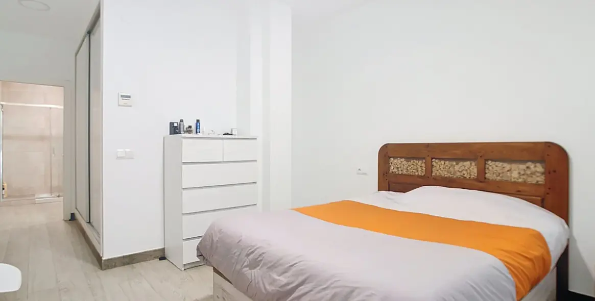 Sale of ground floor apartment in Malaga (district Málaga Centro) 6
