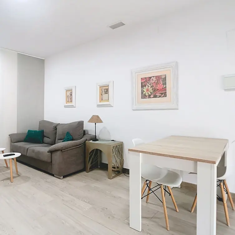 Sale of ground floor apartment in Málaga Centro