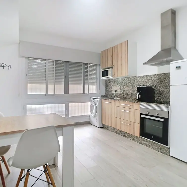 Sale of ground floor apartment in Málaga Centro