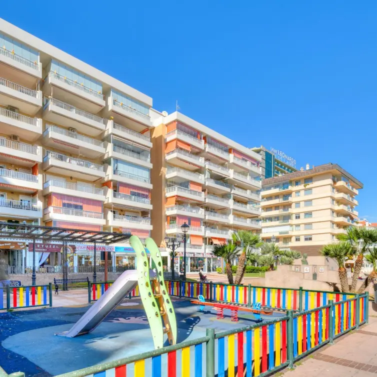 Продажа апартаментов на среднем этаже в Fuengirola