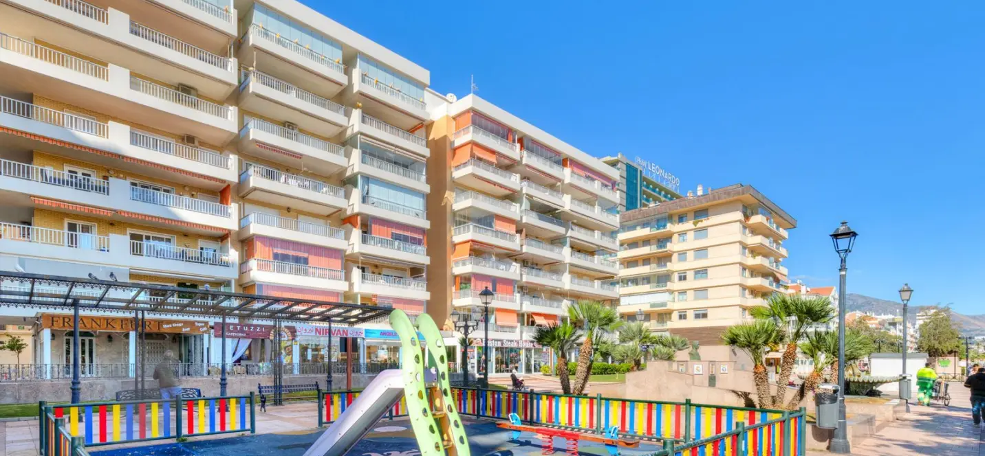 Продажа апартаментов на среднем этаже в Fuengirola 2