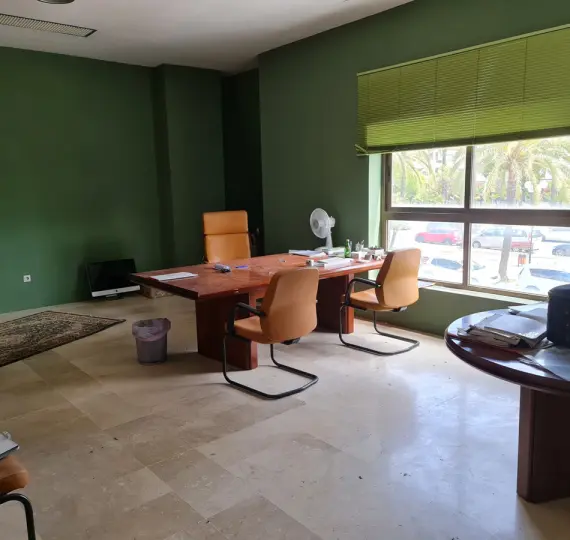Long-term rent of office in Puerto Banús