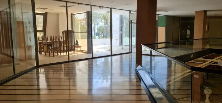 Long-term rent of office in Puerto Banús 4