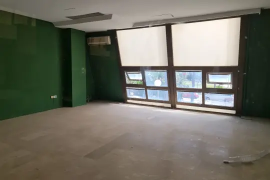 Image 4 thumb