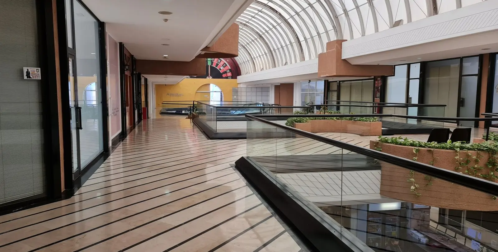 Long-term rent of office in Puerto Banús 9