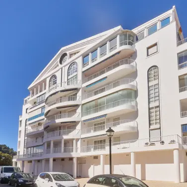Продажа апартаментов на среднем этаже в Fuengirola