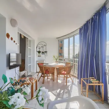 Продажа апартаментов на среднем этаже в Fuengirola