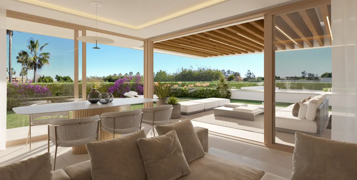 Sale of middle floor apartment in Casares 8