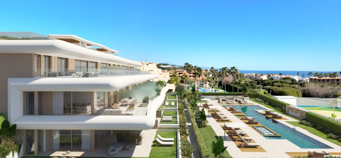 Sale of middle floor apartment in Casares 0