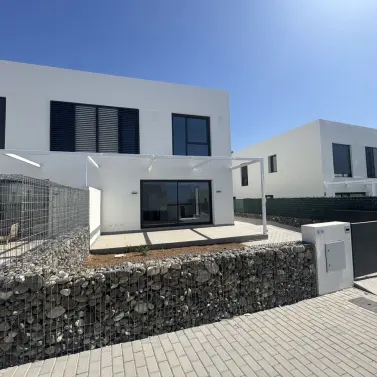 Sale of townhouse in Riviera del Sol