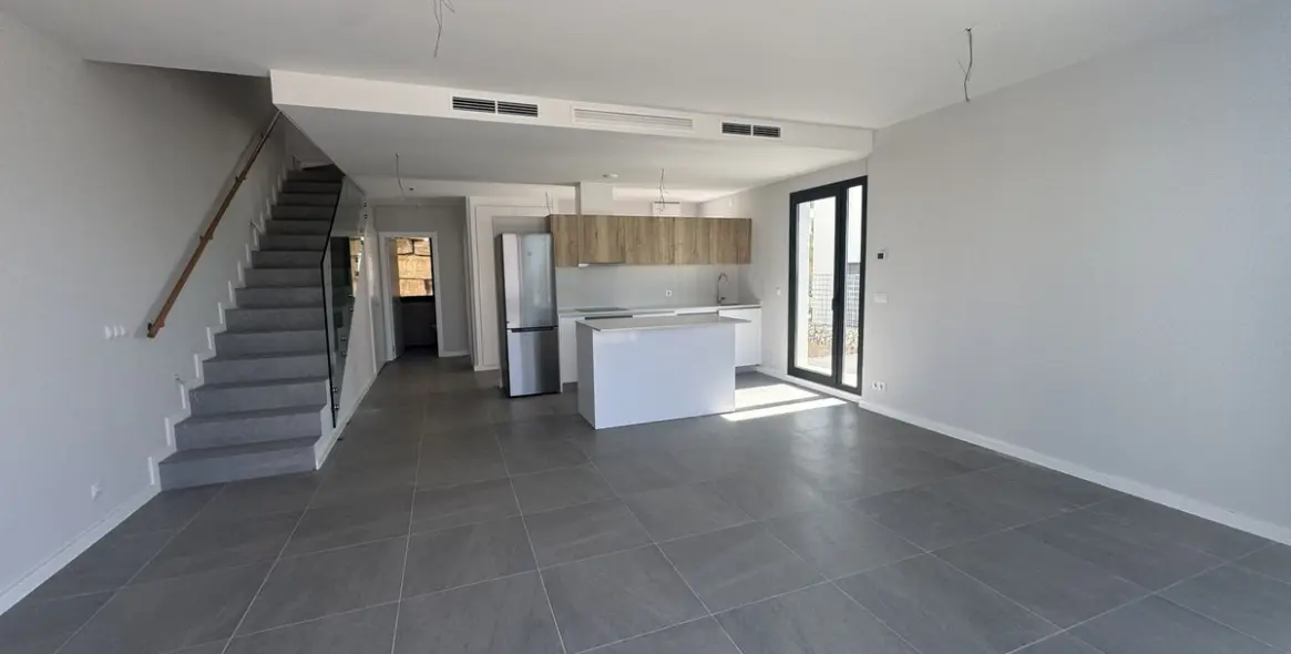 Sale of townhouse in Riviera del Sol 3