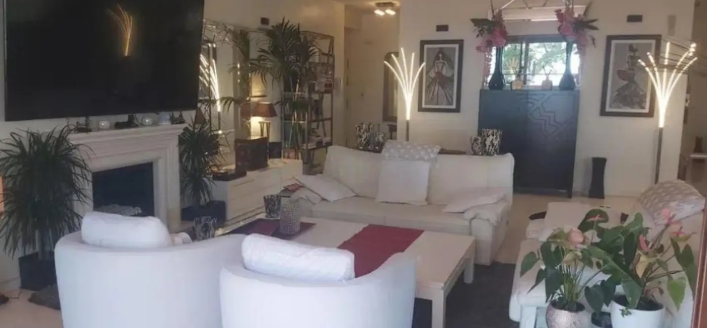Продажа апартаментов на среднем этаже в Marbella 2