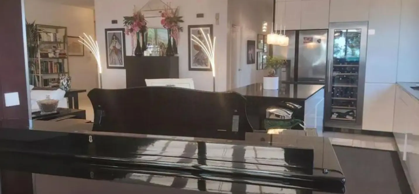 Продажа апартаментов на среднем этаже в Marbella 4