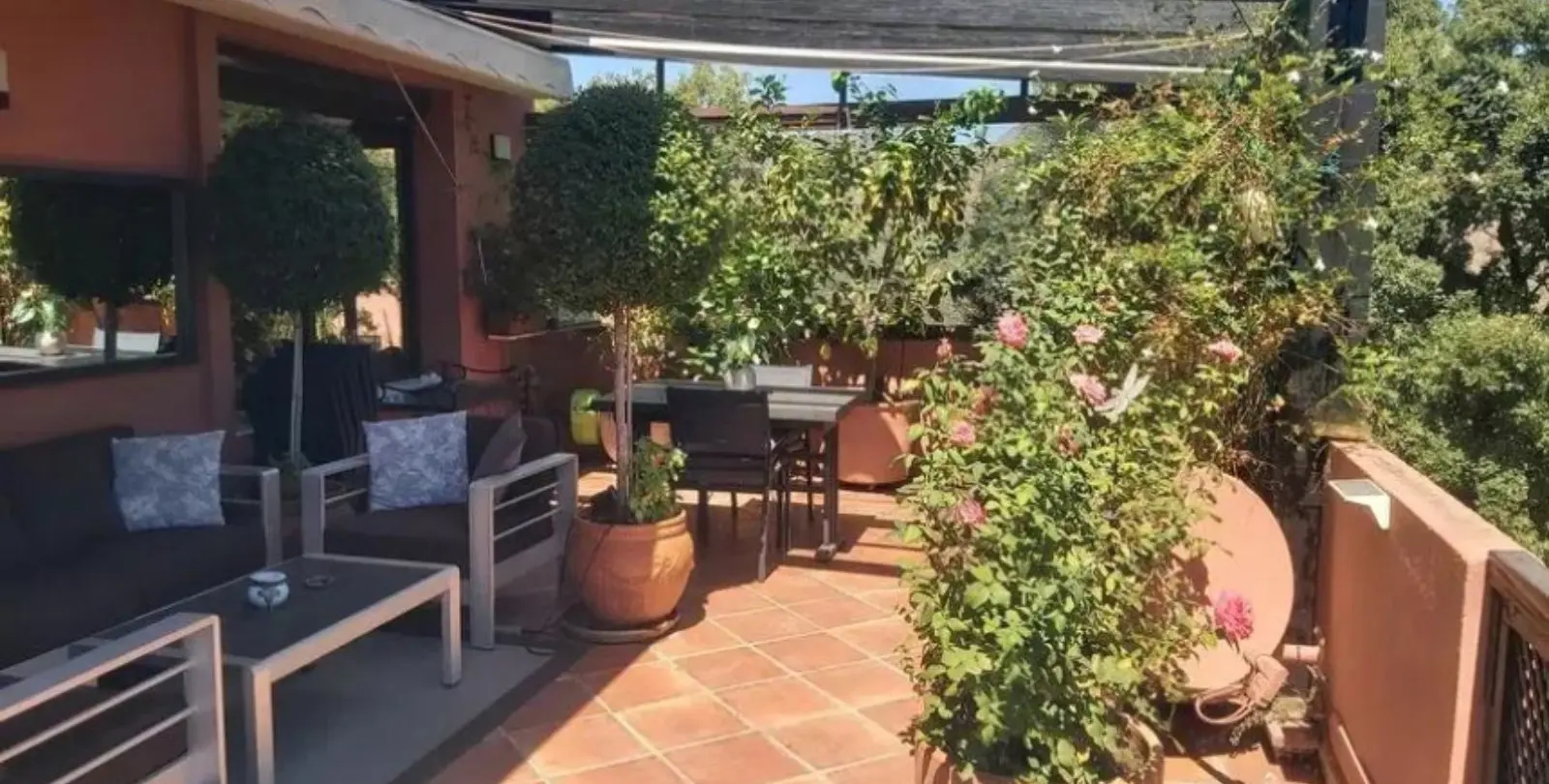 Продажа апартаментов на среднем этаже в Marbella 22