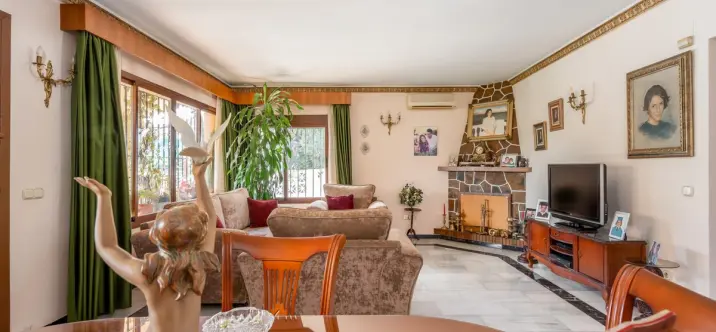 Detached villa R5045401 3