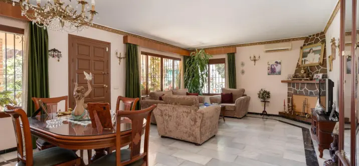 Detached villa R5045401 4