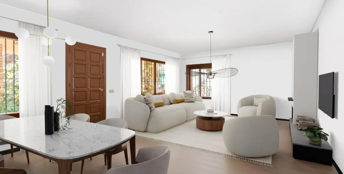 Sale of detached villa in Arroyo de la Miel 6