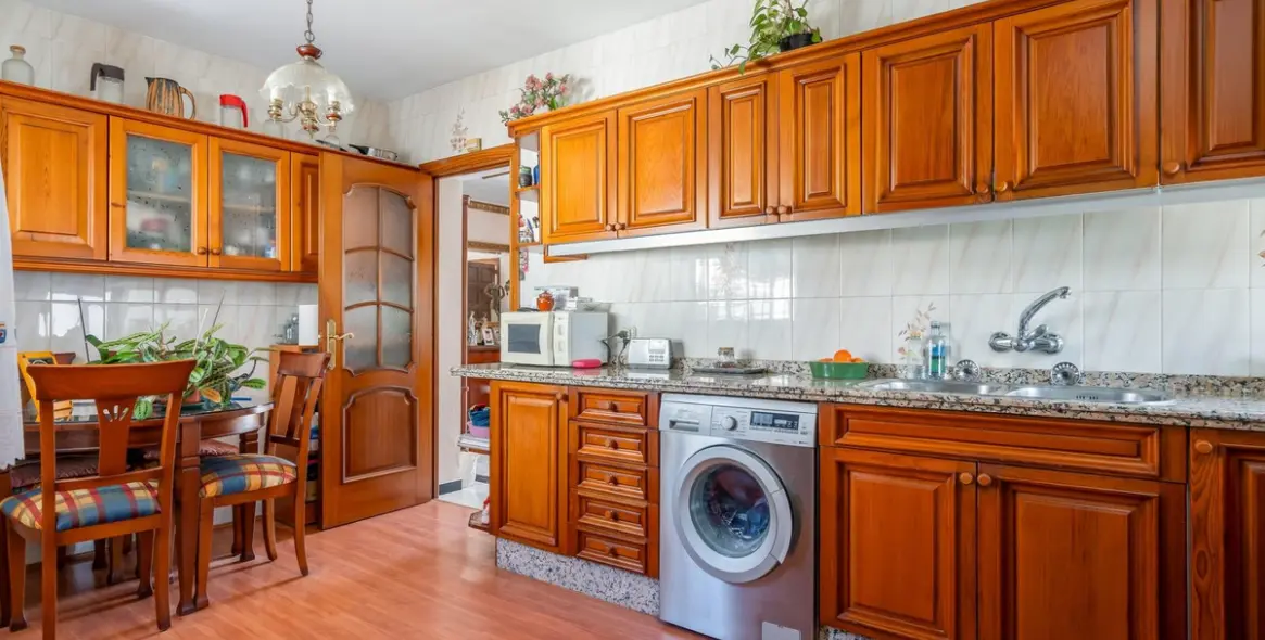 Sale of detached villa in Arroyo de la Miel 7