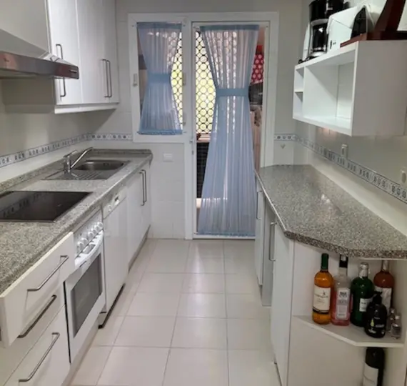 Sale of penthouse in Benahavís