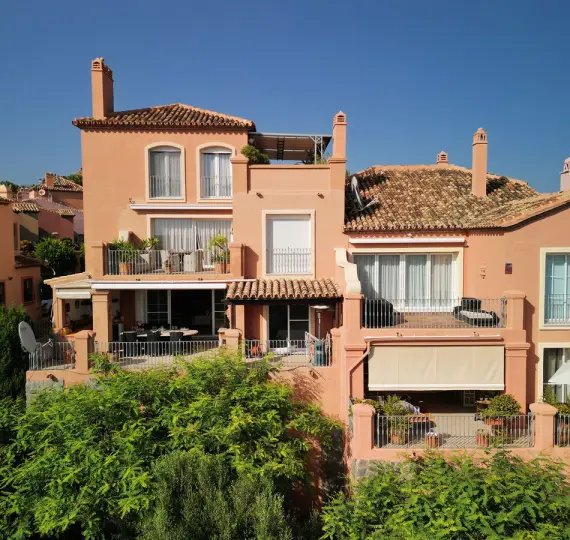 Продажа апартаментов на первом этаже в La Quinta