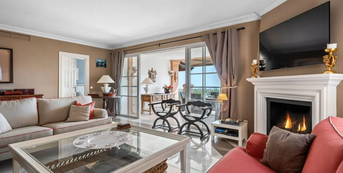 Продажа апартаментов на первом этаже в Monte Halcones 3