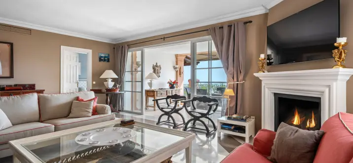 Продажа апартаментов на первом этаже в Monte Halcones 2