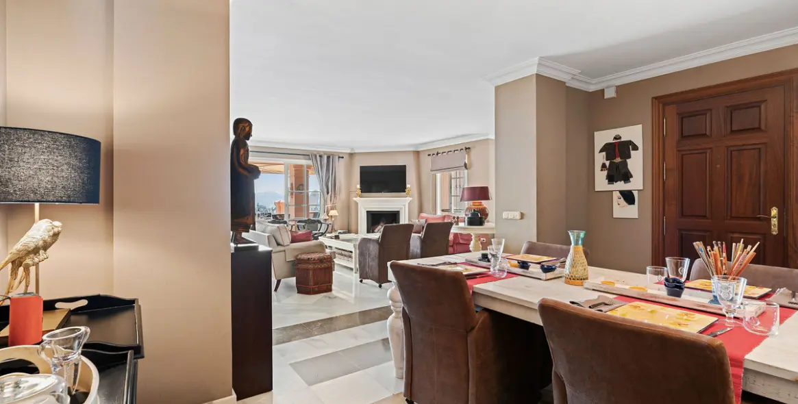 Продажа апартаментов на первом этаже в Monte Halcones 9