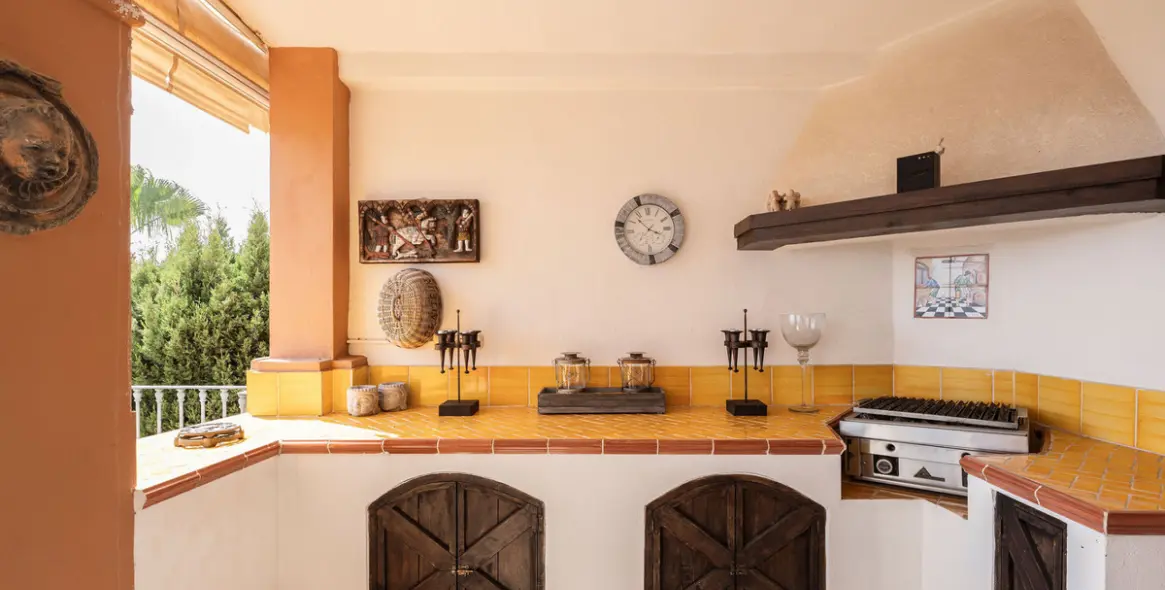 Продажа апартаментов на первом этаже в Monte Halcones 14