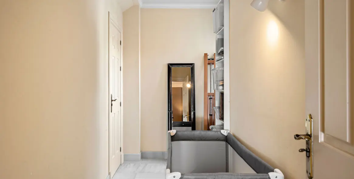 Продажа апартаментов на первом этаже в Monte Halcones 19