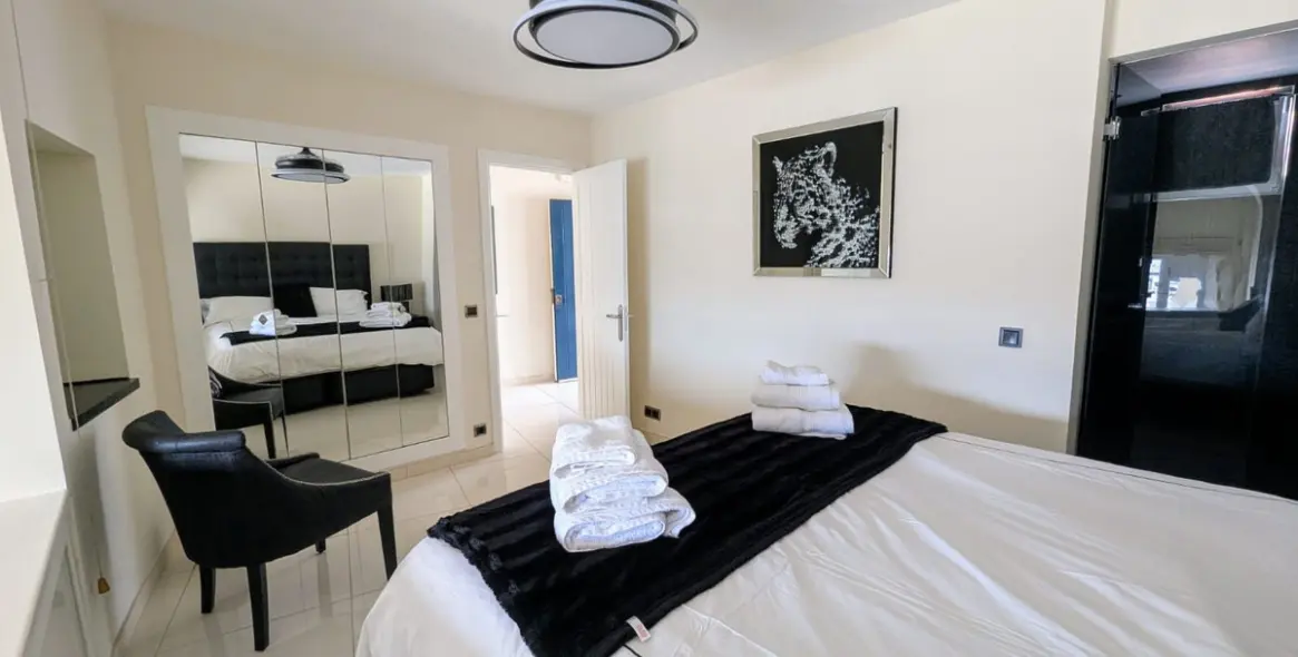 Sale of penthouse in Puerto de Cabopino 15