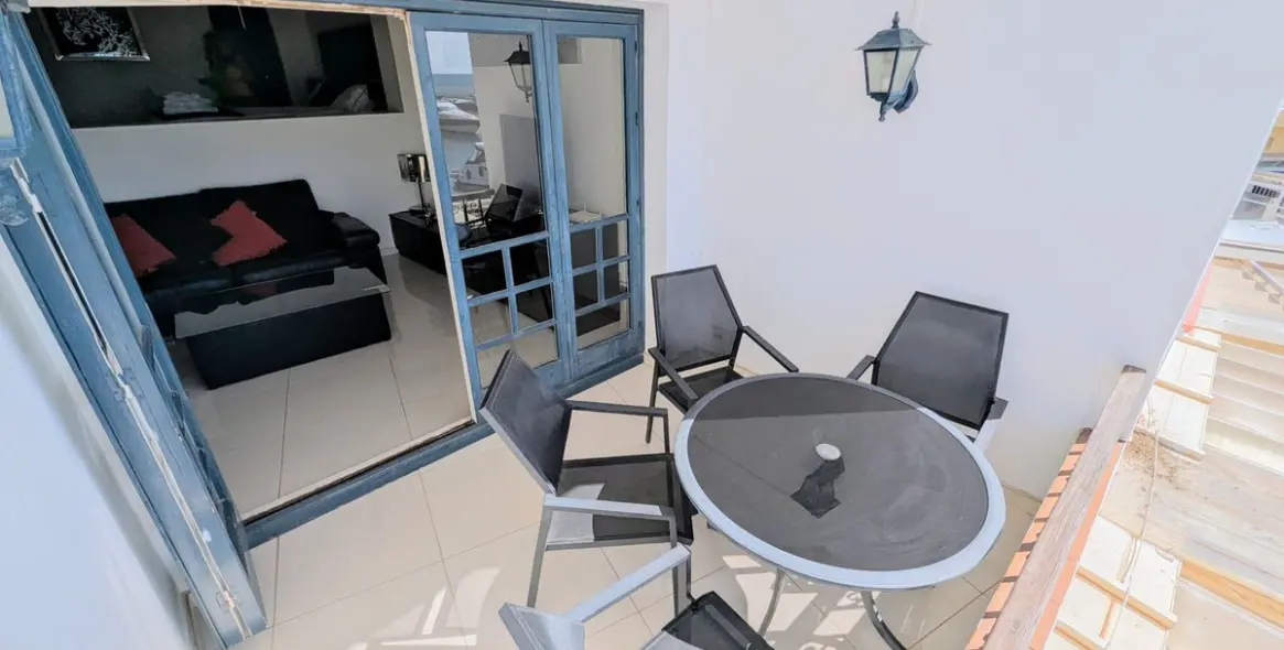Sale of penthouse in Puerto de Cabopino 23