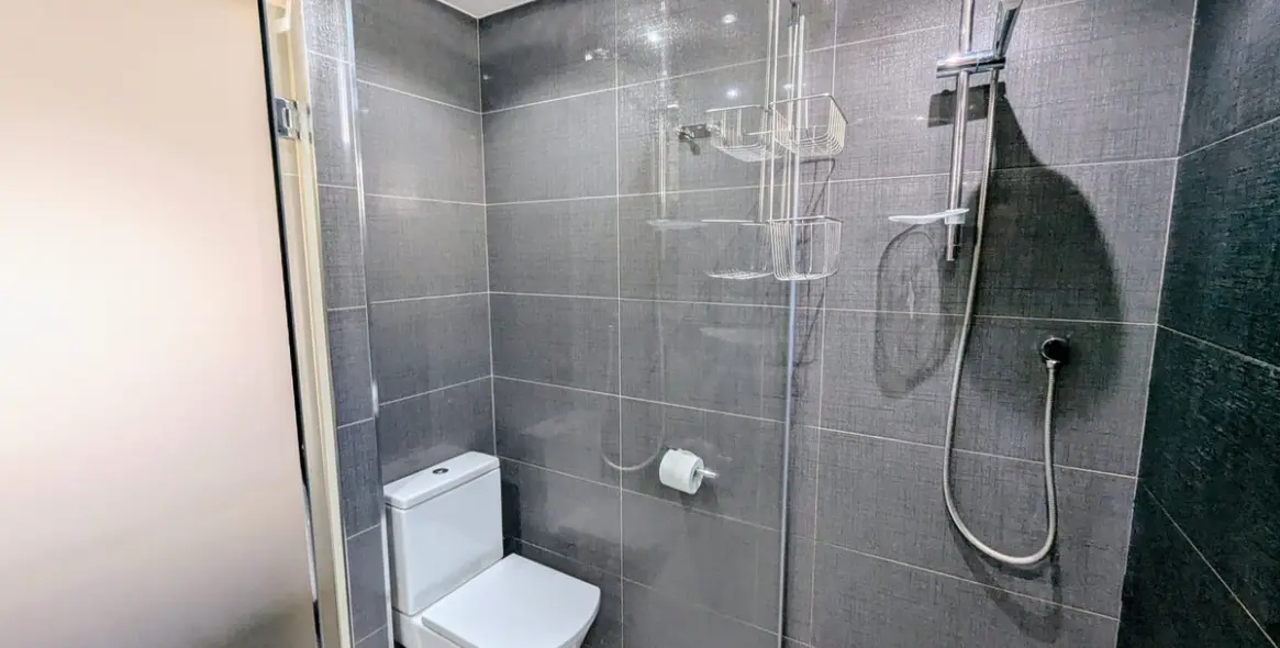 Sale of penthouse in Puerto de Cabopino 28