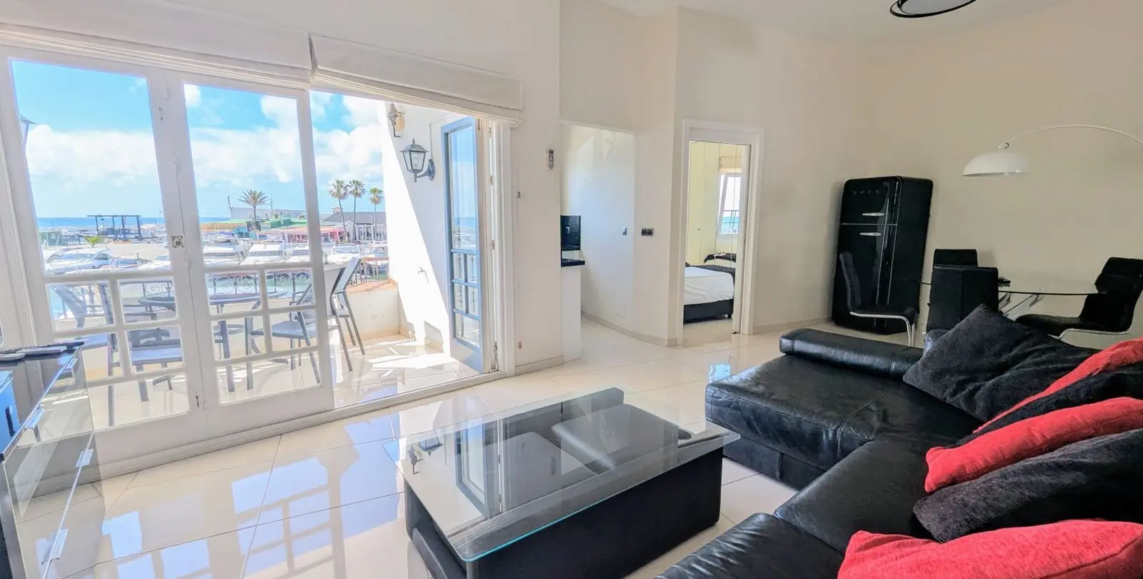 Sale of penthouse in Puerto de Cabopino 1