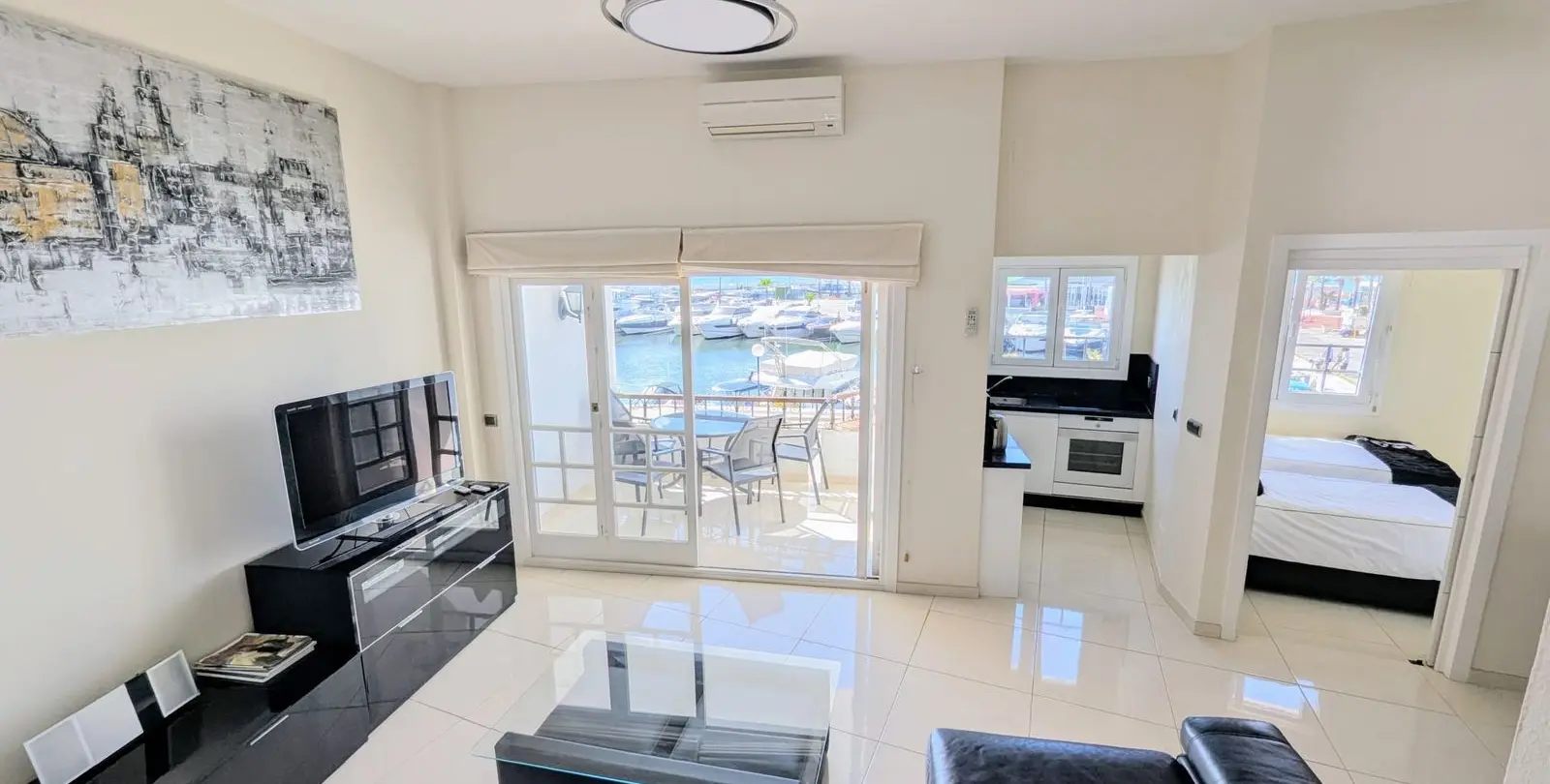 Sale of penthouse in Puerto de Cabopino 23