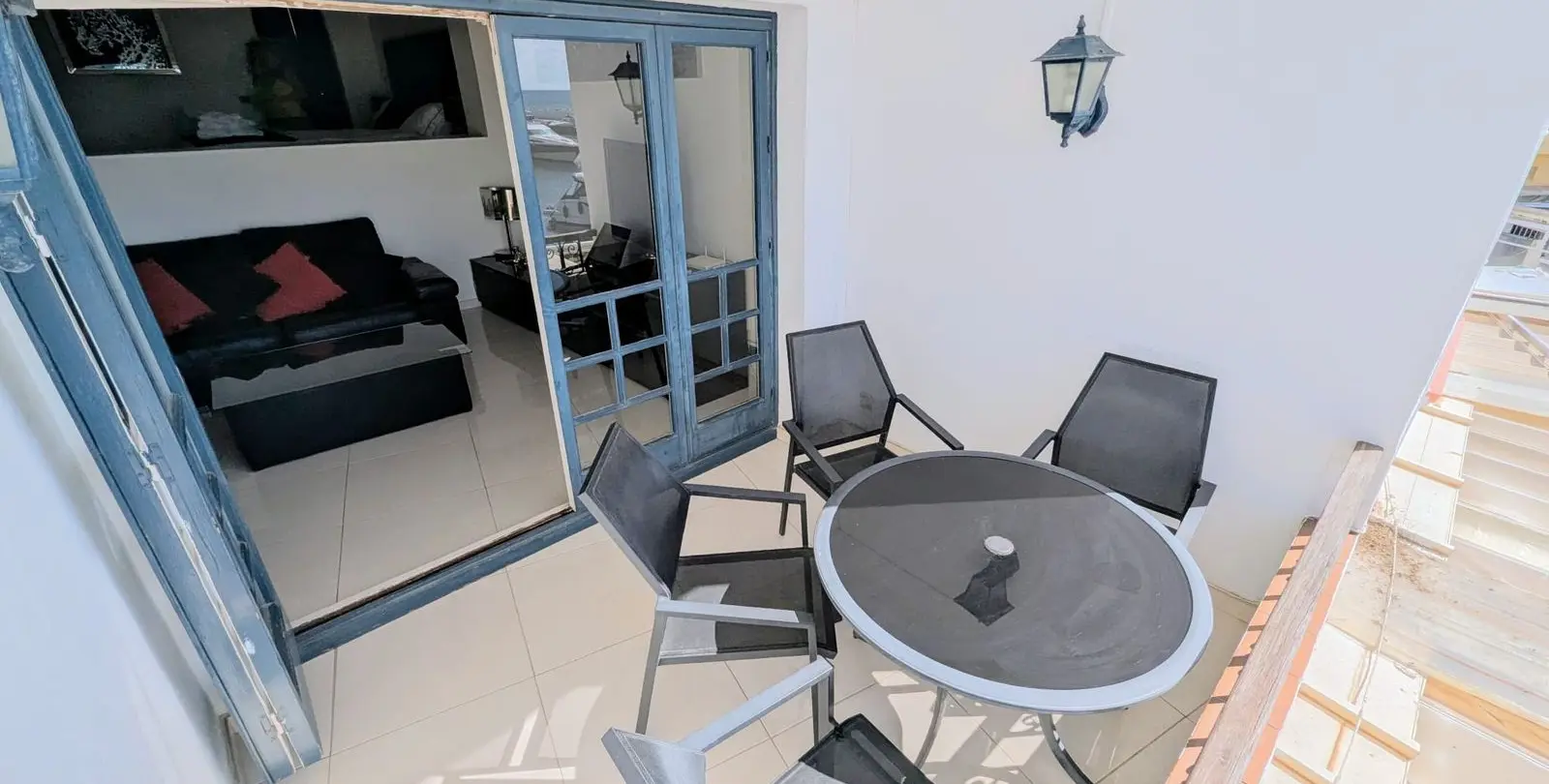 Sale of penthouse in Puerto de Cabopino 24