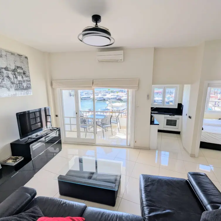 Sale of penthouse in Puerto de Cabopino