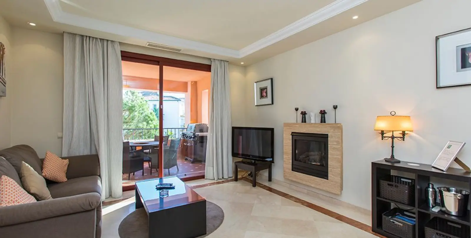 Продажа апартаментов на среднем этаже в Elviria 3