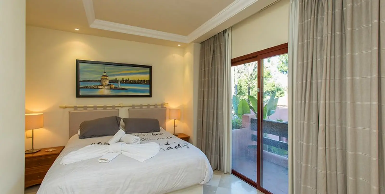 Продажа апартаментов на среднем этаже в Elviria 17