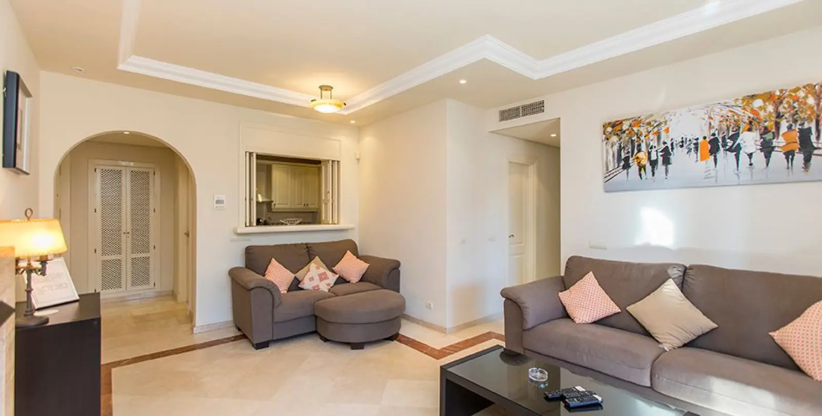 Продажа апартаментов на среднем этаже в Elviria 20
