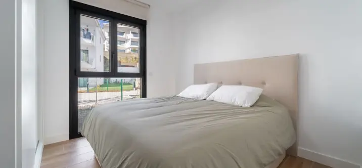 Sale of middle floor apartment in Fuengirola 3