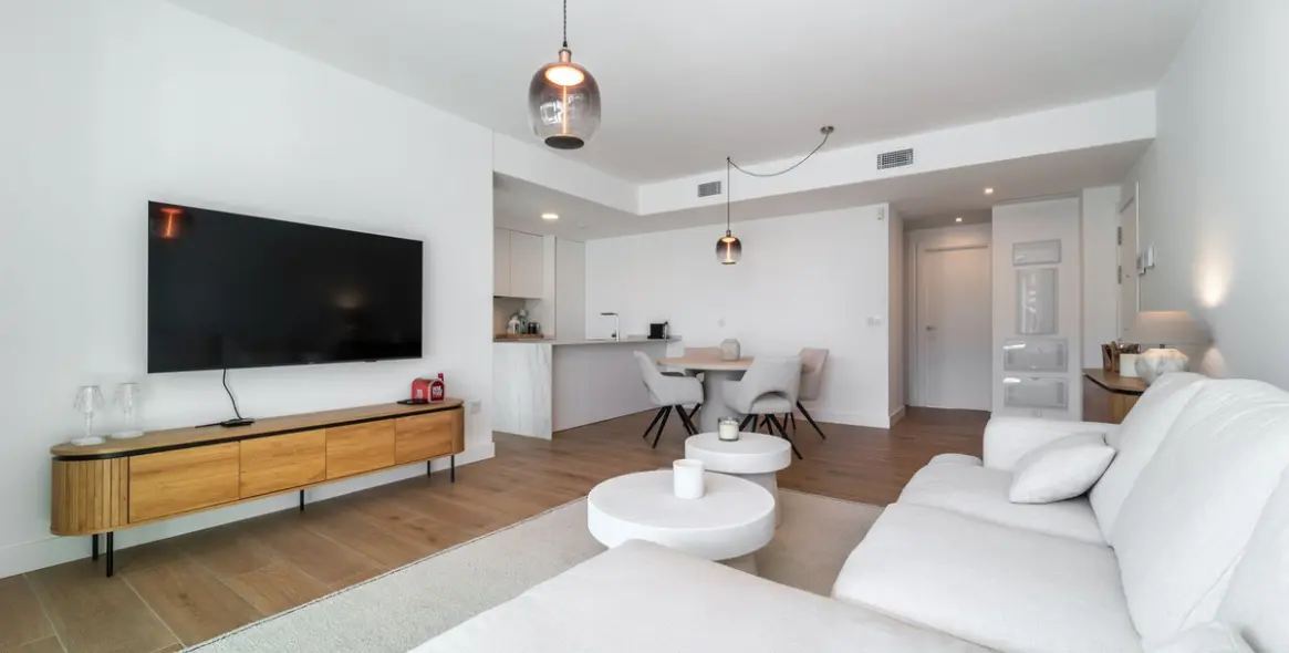 Sale of middle floor apartment in Fuengirola 8