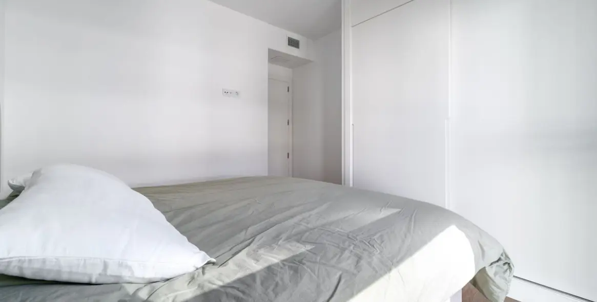 Sale of middle floor apartment in Fuengirola 18